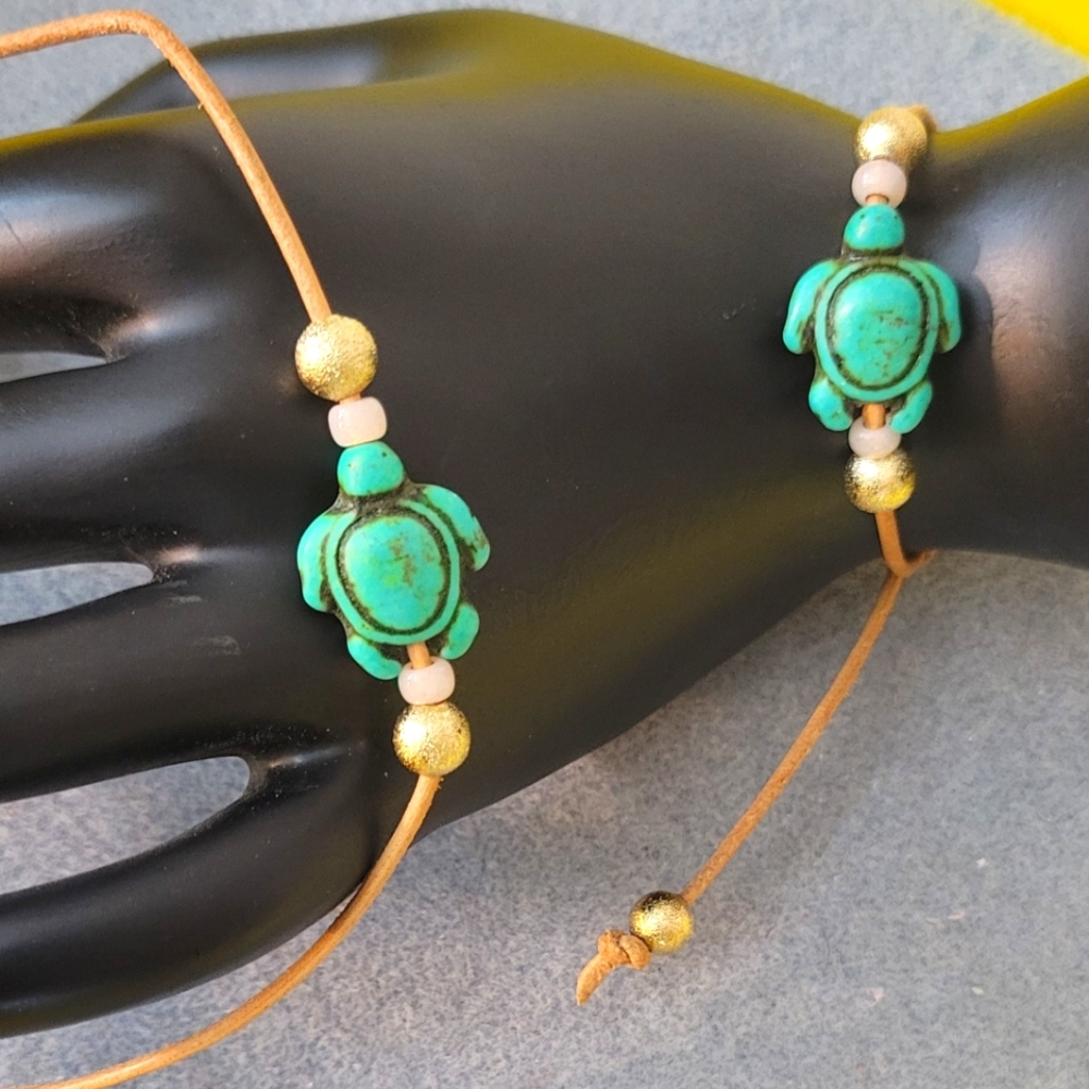 Matching leather & turquoise  turtle Anklet & Bracelet, adjustable